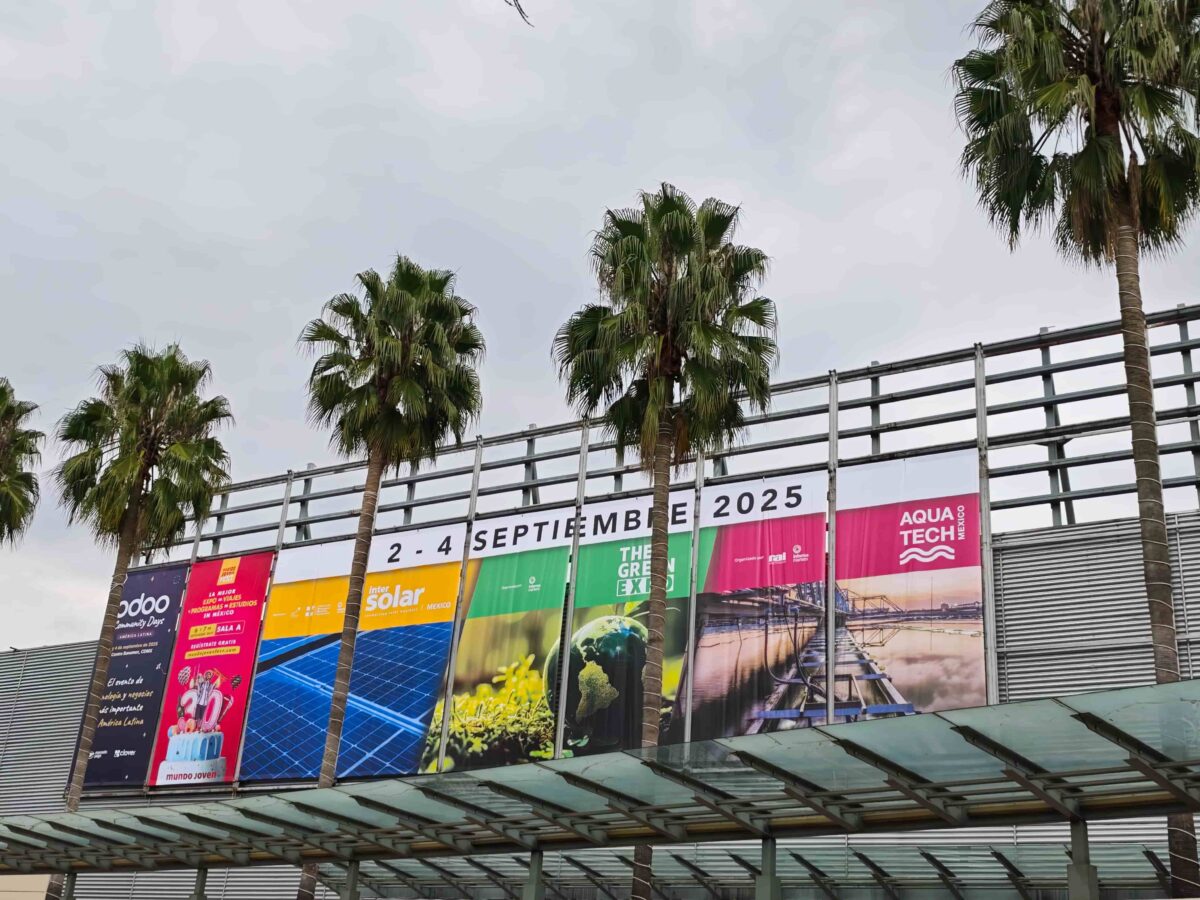 YRO Attends the 2025 Intersolar Mexico Exhibition (4)