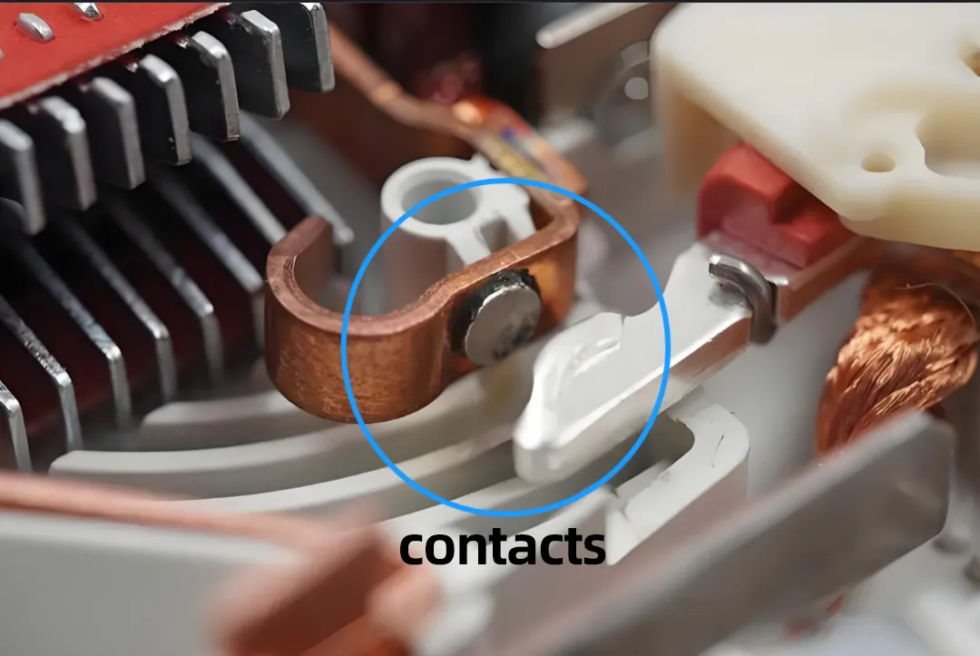 Circuit breaker contacts